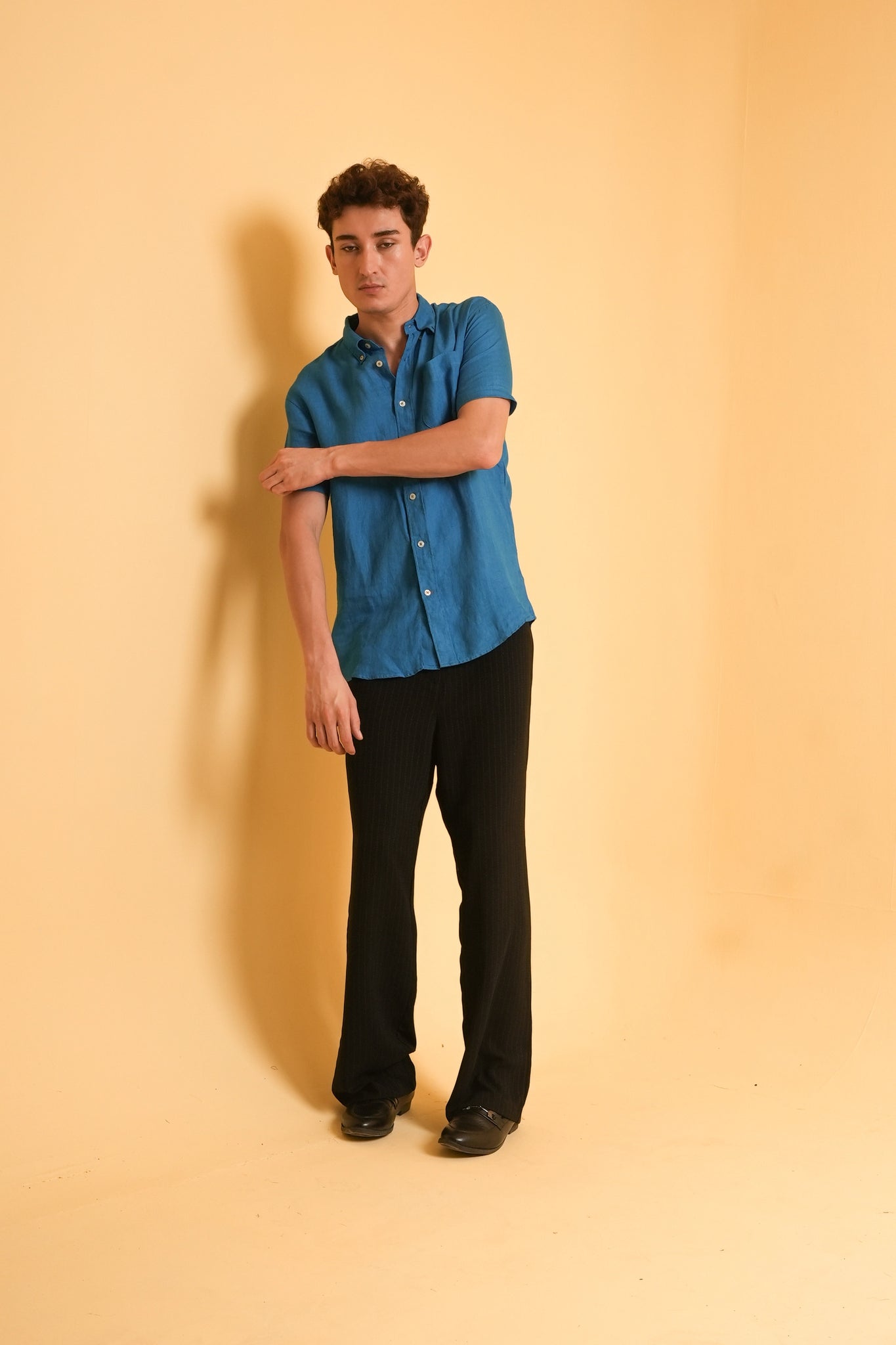 Ocean Verge Muscle Fit Linen Shirt